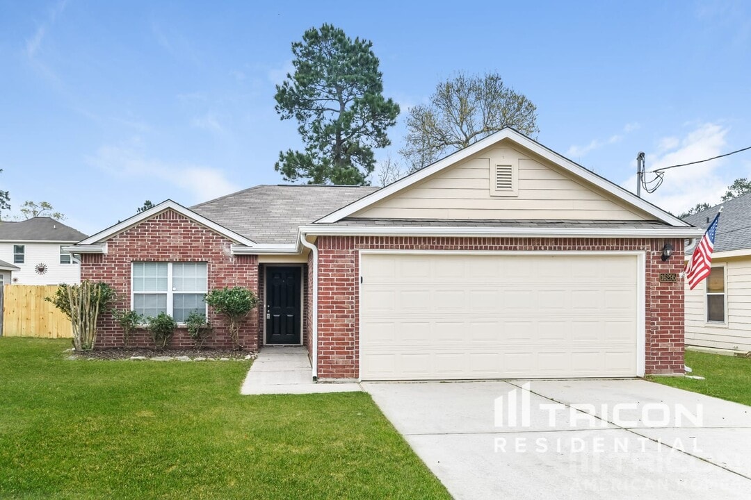 16295 Hidden Deer Ln in Conroe, TX - Building Photo