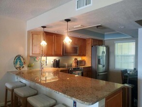 3100 SE Pruitt Rd, Unit 303 in Port St. Lucie, FL - Building Photo - Building Photo