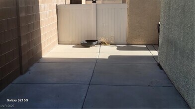 2286 Diamond Pointe St in Las Vegas, NV - Foto de edificio - Building Photo