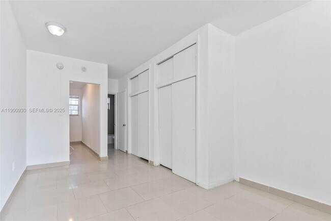 1685 Jefferson Ave in Miami Beach, FL - Building Photo - Building Photo