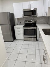 11925 NE 2nd Ave in Miami, FL - Building Photo - Building Photo