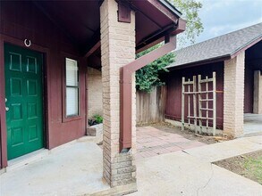 907 Milford Way in Austin, TX - Building Photo - Building Photo