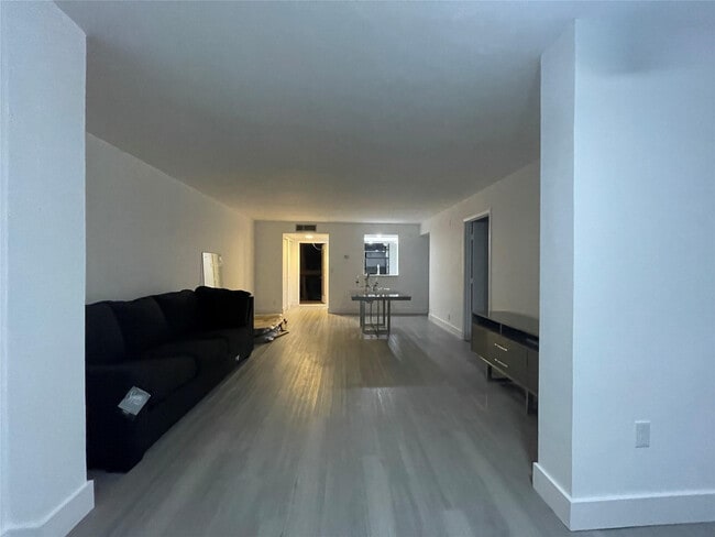 7460 NW 18th St in Margate, FL - Building Photo - Building Photo