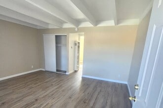 Oakridge Apartments in Antioch, CA - Building Photo - Building Photo