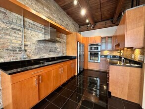 540 N Jean Baptiste Pointe du Sable Lake Shore Dr in Chicago, IL - Building Photo - Building Photo