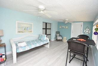 59 Fallen Oak Ln in Palm Coast, FL - Building Photo - Building Photo