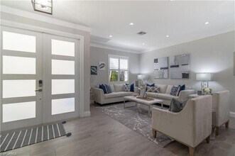 5544 Lago Villaggio Way in Naples, FL - Building Photo - Building Photo