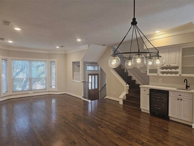 property at 1321 Woodhead St