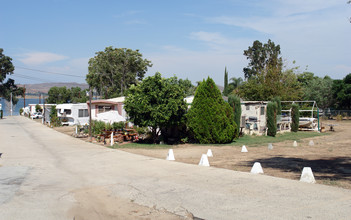 17650 Grand Ave in Lake Elsinore, CA - Building Photo - Building Photo