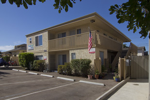 432 2nd St in Encinitas, CA - Foto de edificio - Building Photo