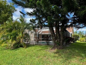6740 Brookhurst Cir in Greenacres, FL - Building Photo - Building Photo