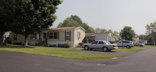 Town & Country Village in Lisbon, ME - Building Photo - Building Photo
