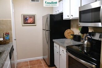 3300 Pebblebrook Dr-Unit -79.1319356 in Seabrook, TX - Building Photo - Building Photo