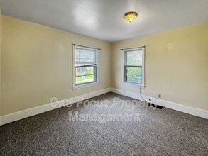 1002 Walnut St in Williamsport, PA - Foto de edificio - Building Photo