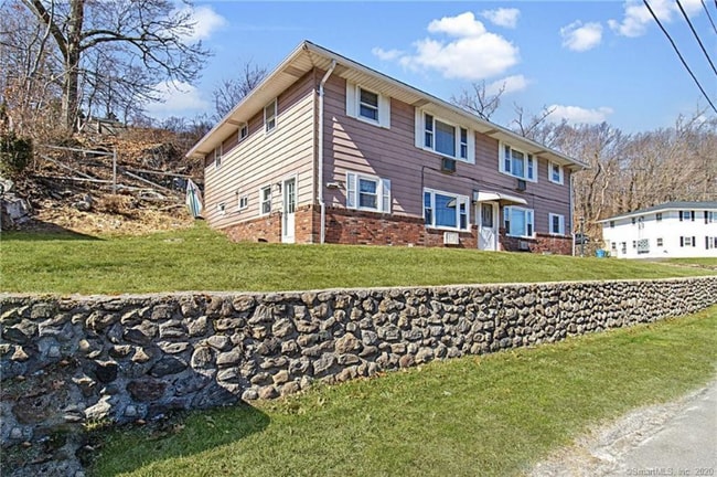 246 New Haven Ave, Unit 4 in Waterbury, CT - Building Photo - Building Photo