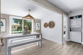 512 49th St in West Palm Beach, FL - Building Photo - Building Photo
