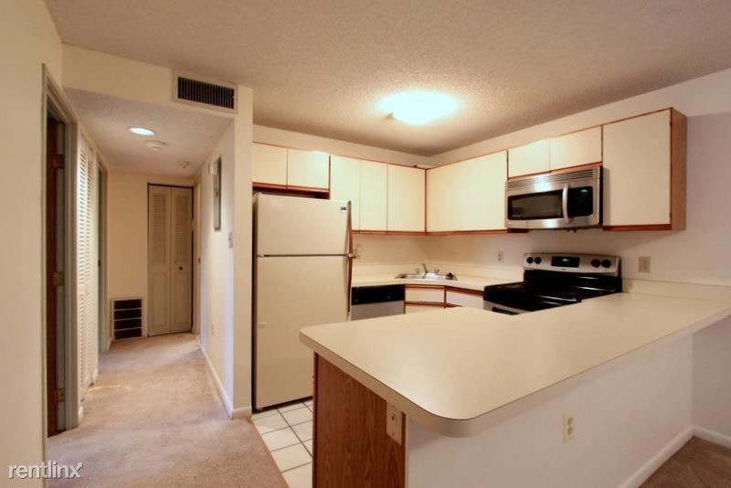 23 Elm St-Unit -Apt 206 in Somerville, MA - Building Photo