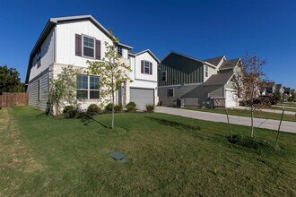 332 Spotted Rail Rdg in Leander, TX - Building Photo - Building Photo