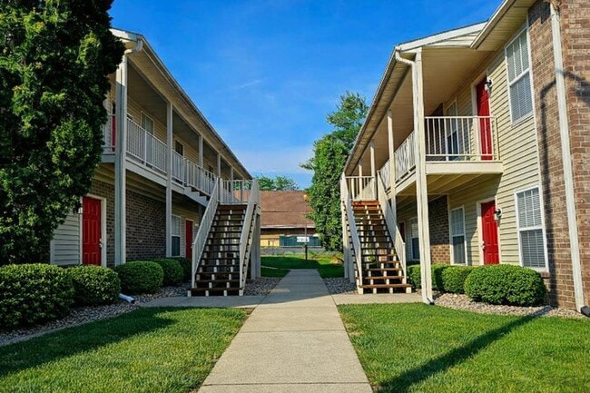 Auburn Place Town And Garden Homes