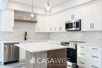 10934-10972 72 Ave NW in Edmonton, AB - Building Photo - Building Photo
