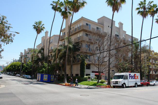 Catalina Apartments in Los Angeles, CA - Foto de edificio - Building Photo