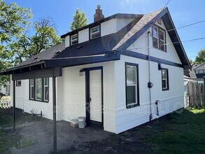 214 W Euclid Ave in Spokane, WA - Building Photo - Building Photo