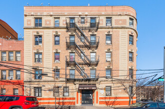 883 East 165th Street in Bronx, NY - Building Photo - Building Photo