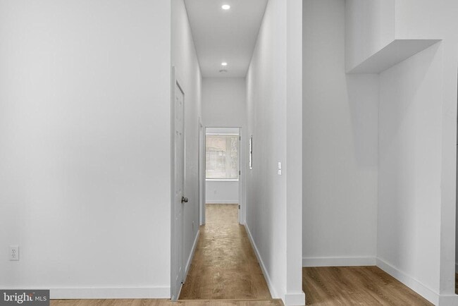 2652 Bridge St in Philadelphia, PA - Building Photo - Building Photo