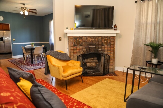 111 E 11th St in Jacksonville, FL - Building Photo - Building Photo