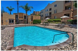 3550 Lebon Dr in San Diego, CA - Building Photo - Building Photo