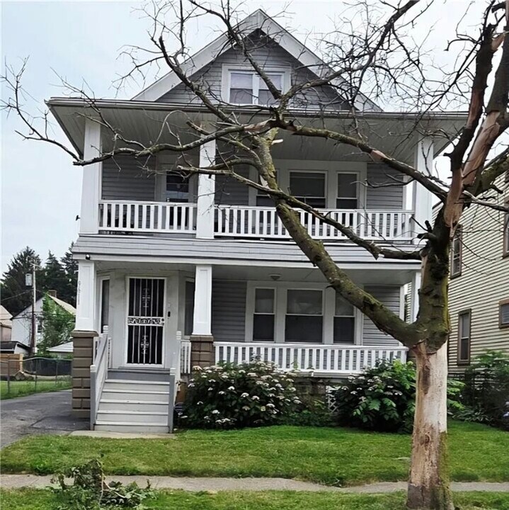 9611 Larnder Ave in Cleveland, OH - Building Photo