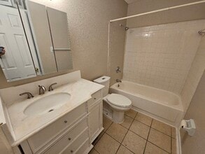 1479 N Melrose Dr in Avon Park, FL - Building Photo - Building Photo