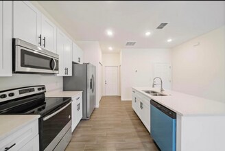 1686 SW 168th Loop in Ocala, FL - Building Photo - Building Photo