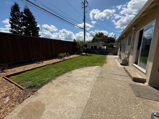 1720 Marshall Ct in Los Altos, CA - Building Photo - Building Photo