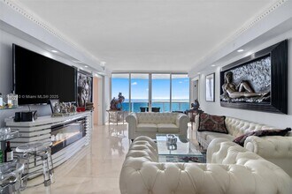 17555 Collins Ave in Sunny Isles Beach, FL - Building Photo - Building Photo