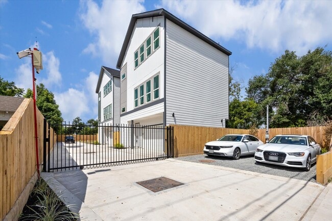 property at 6341 W Montgomery Rd