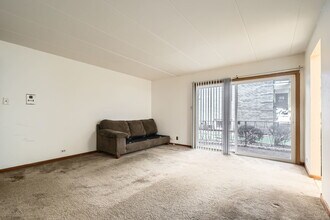 12026 S Kildare Ave in Alsip, IL - Building Photo - Building Photo