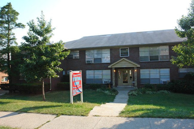 1592 Alexandria Dr in Lexington, KY - Foto de edificio - Building Photo