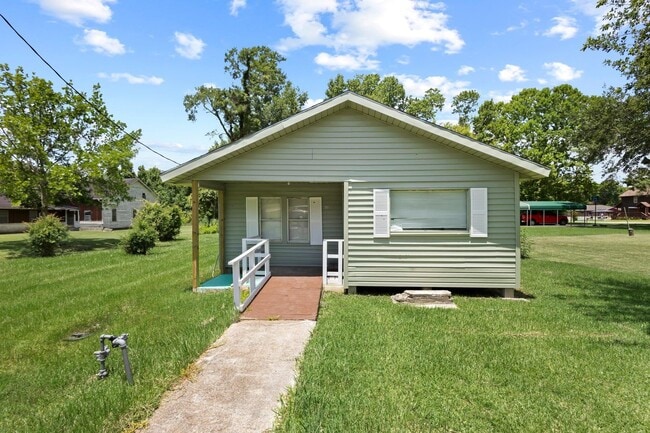 property at 655 N 2nd St