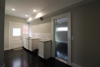 1223 W Gray St in Houston, TX - Building Photo - Building Photo