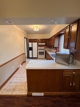 27 Gordon St in Girard, OH - Building Photo - Building Photo