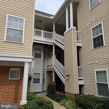 5814 Wyndham Cir in Columbia, MD - Building Photo - Building Photo