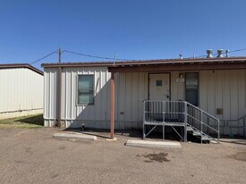 5925 E Private Rd 6575 in Lubbock, TX - Building Photo