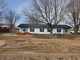 1209 N Madison St, Unit 1209 A in Malden, MO - Building Photo