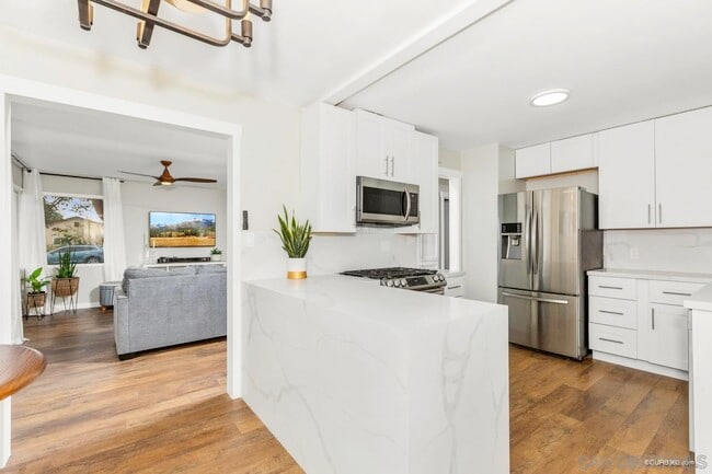3606 Clairemont Mesa Blvd in San Diego, CA - Building Photo - Building Photo
