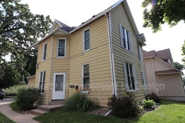 2940 Brattleboro Ave in Des Moines, IA - Building Photo - Building Photo