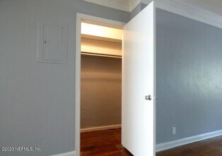 1727 San Marco Blvd, Unit 3 in Jacksonville, FL - Building Photo - Building Photo