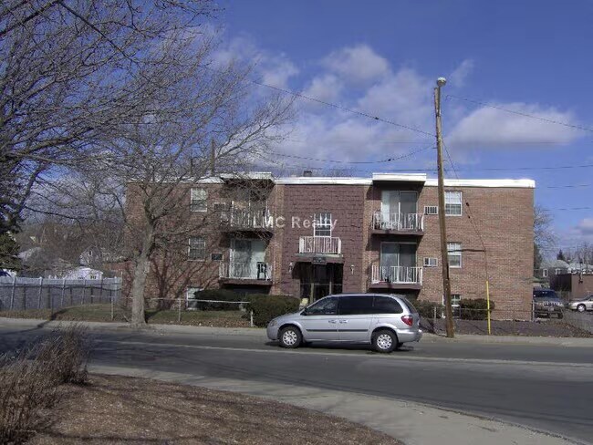 1538 Eastern Ave in Malden, MA - Building Photo