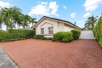 14597 SW 113th St in Miami, FL - Building Photo - Building Photo