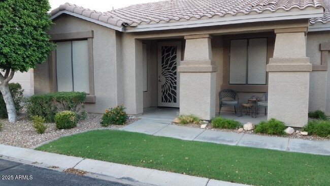 2050 S Edgewater in Mesa, AZ - Building Photo - Building Photo